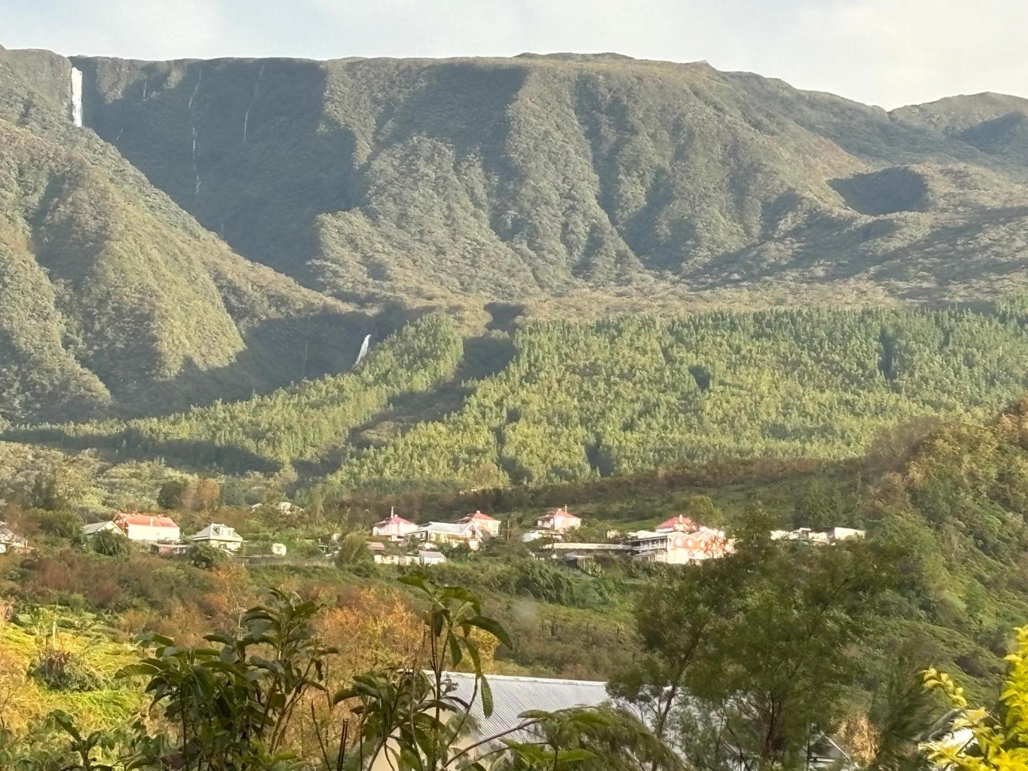 L'Echelle Acomodação com café da manhã La Plaine des Palmistes Exterior foto